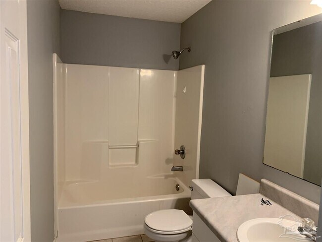 Building Photo - 2952 Raines St
