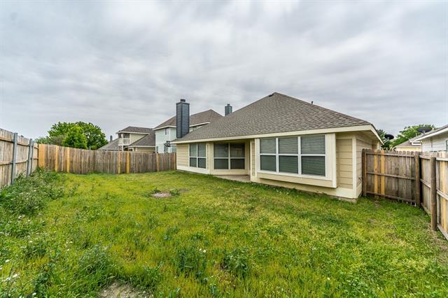 Building Photo - 9924 Wild Ginger Dr