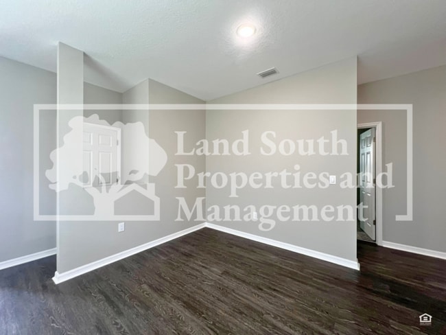 Building Photo - 3419 Cup Drive