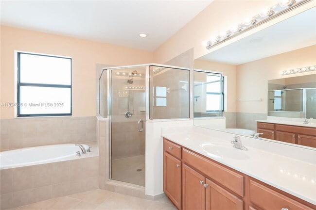 Building Photo - 11510 NW 88th Ln