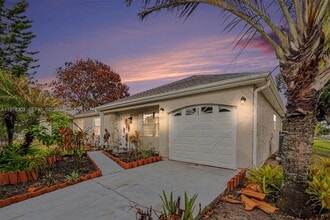 Building Photo - 901 Gannet Ave NW