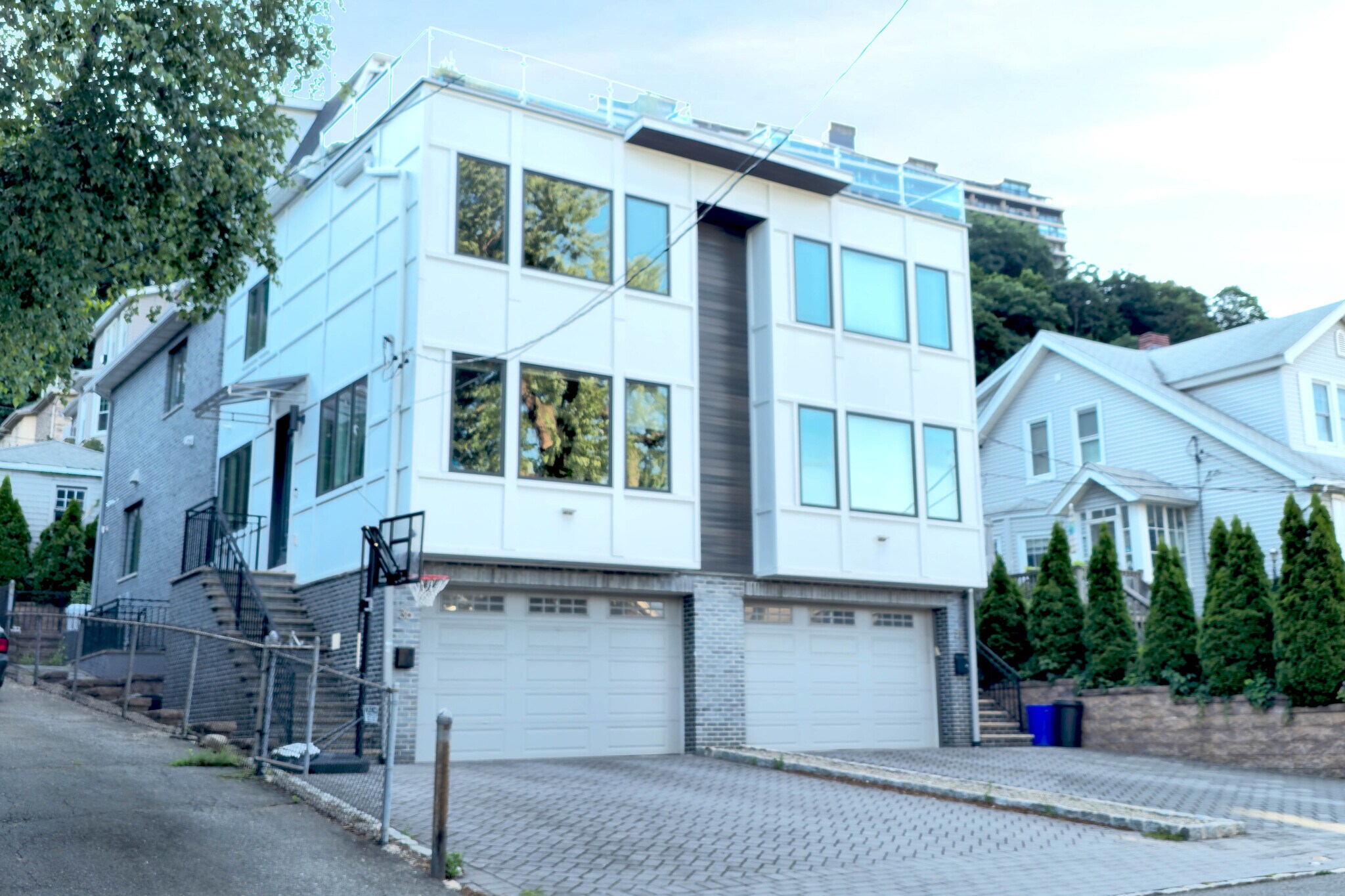 Building Photo - 36 Myrtle Ave