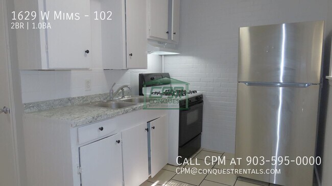 Building Photo - 1629 W Mims St
