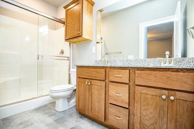 Building Photo - 1901 Booker Cir