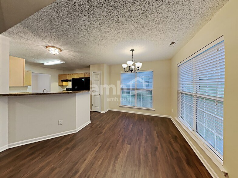 Building Photo - 6515 Goldenblush Cir