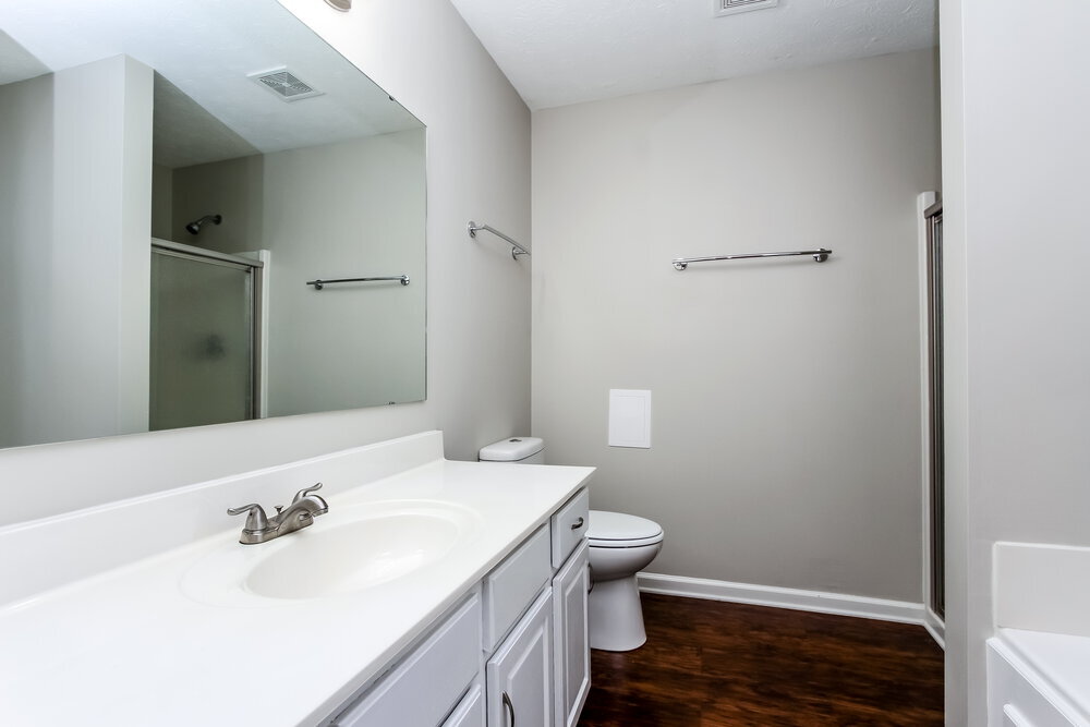 Building Photo - 975 Needle Ridge Ln