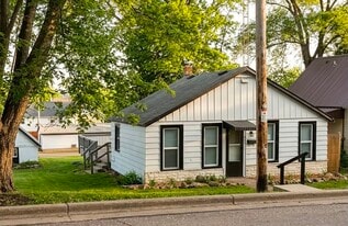 Building Photo - 415 9th Ave