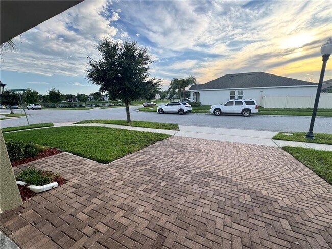 Building Photo - 12093 Stone Bark Trail