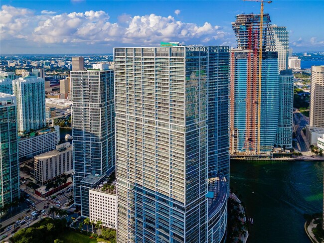 Primary Photo - 465 Brickell Ave