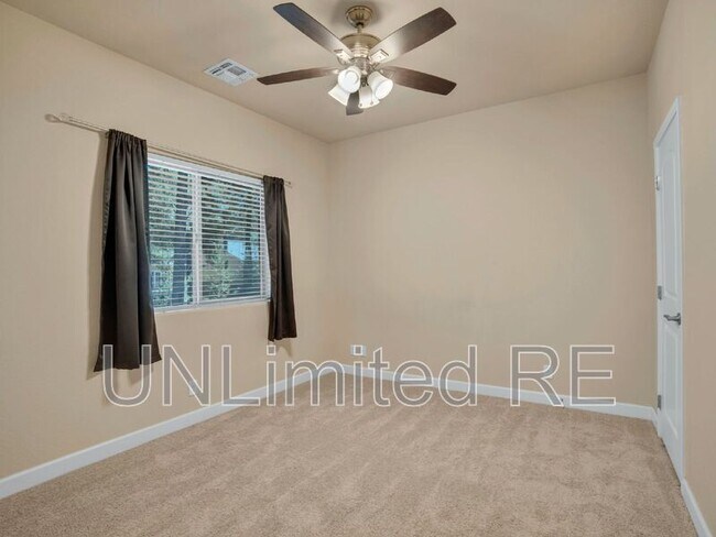 Building Photo - 2345 W Mission Timber Cir