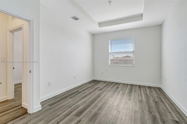 Building Photo - 12910 NW 23rd Pl