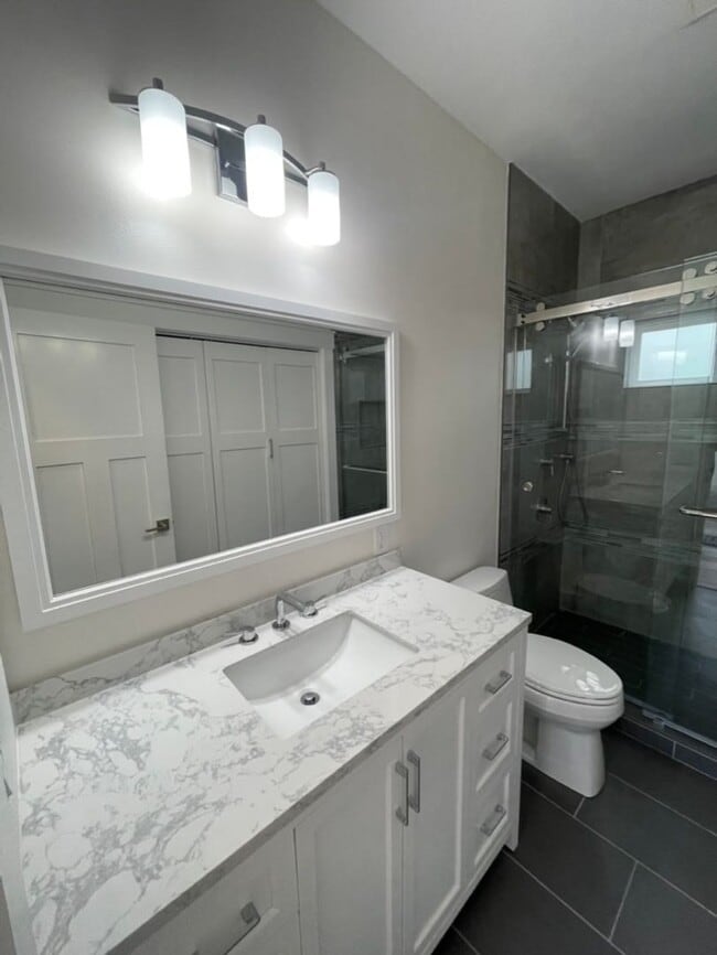 Building Photo - New 1bd/1ba ADU in Belmont! Private yard area with parking!