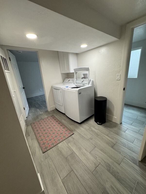 Building Photo - 8330 Bryce Dr