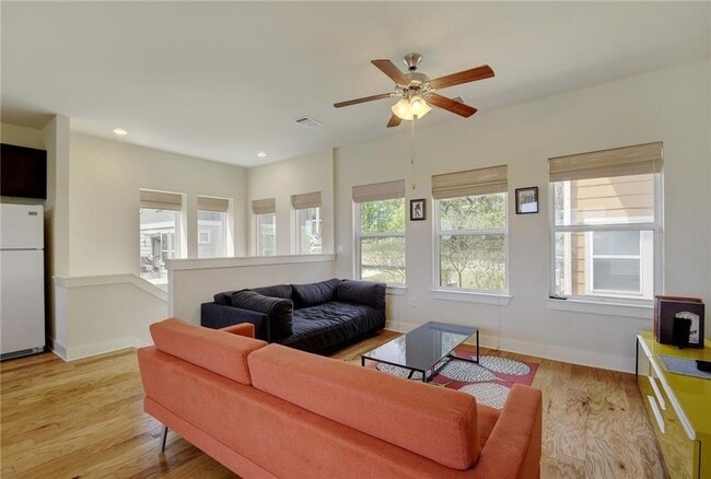 Building Photo - 3000 Pither Ln
