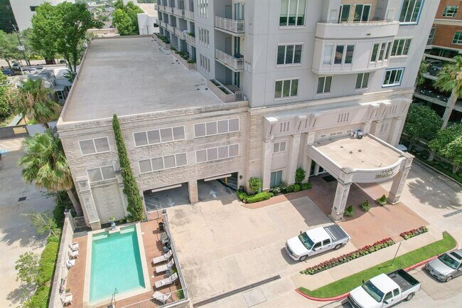 Building Photo - 2520 Robinhood St