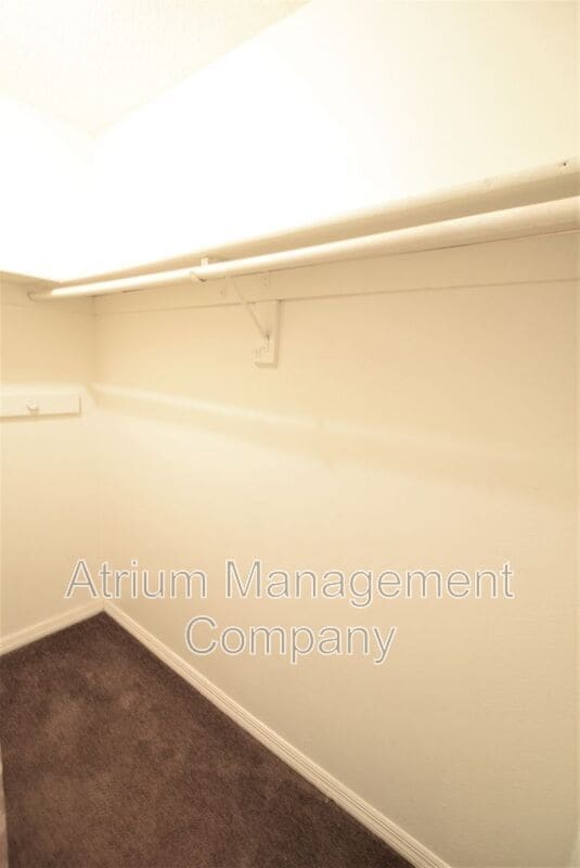 Building Photo - 5514 Decatur St