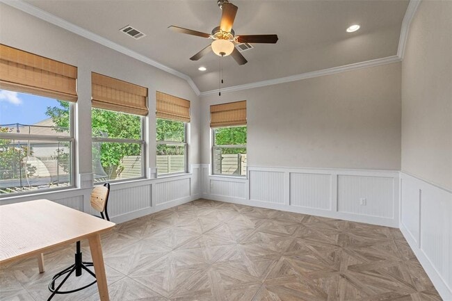 Building Photo - 201 Barefoot Park Ln