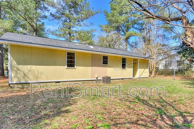 Building Photo - 107 McClain St