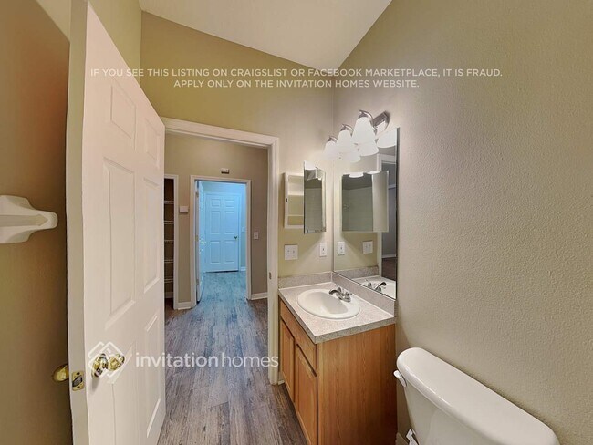 Building Photo - 5111 Clover Mist Dr