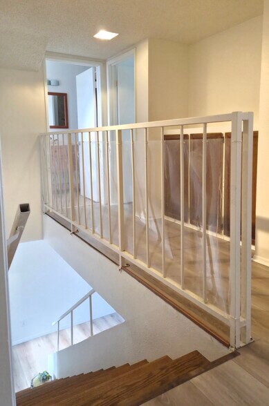 Stairway to 2nd floor - 33555 Date Palm Dr