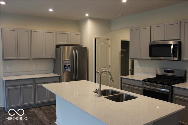 Building Photo - 14270 Bay Willow Dr