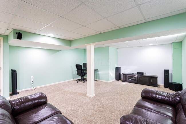 Building Photo - 5830 Prospect Ln