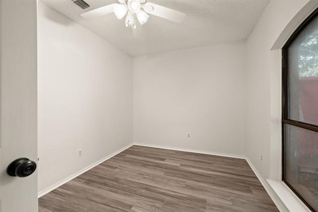 Building Photo - 2911 Post Oak Dr
