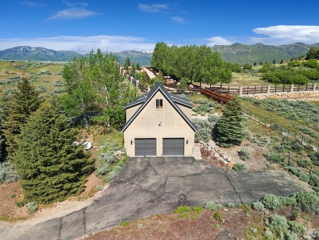 Building Photo - 1235 E 1350 N