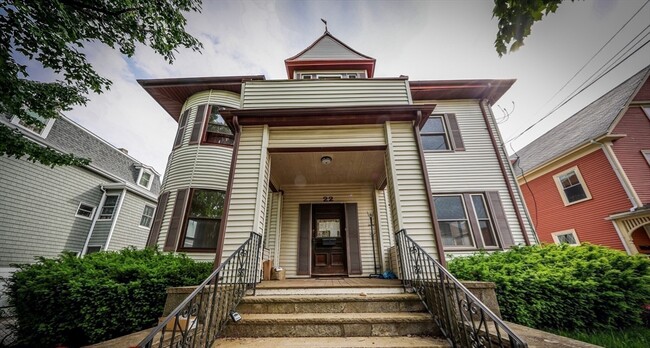 Building Photo - 22 Grand View Ave