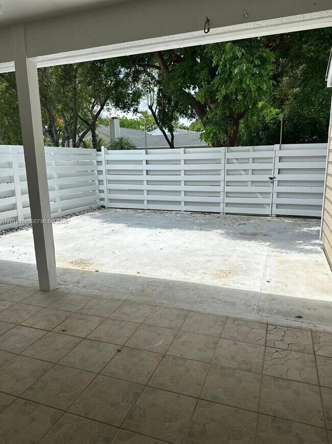Building Photo - 14530 SW 142nd Ct Cir