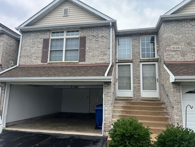 Building Photo - 1537 Stonefield Dr