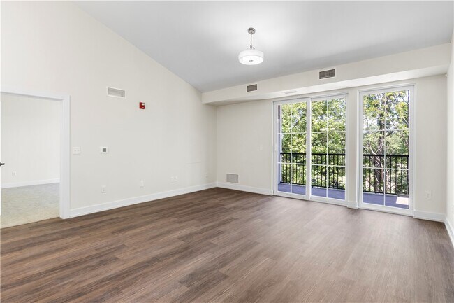 Building Photo - 200 Dunnwood Grn Ln