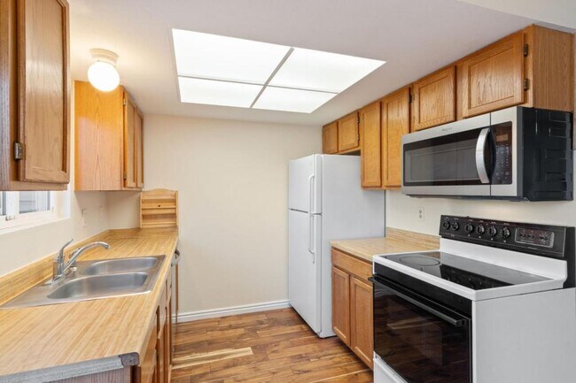 Building Photo - 1306 Soaring Eagle Dr