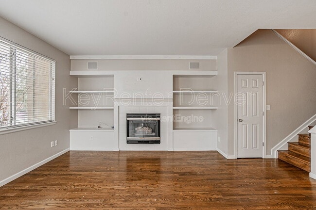 Building Photo - 1099 S Walden Way