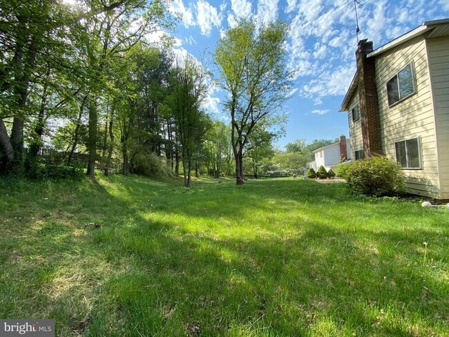 Building Photo - 12909 Chathlake Ln