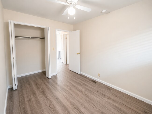 Building Photo - Fortney 4 plex