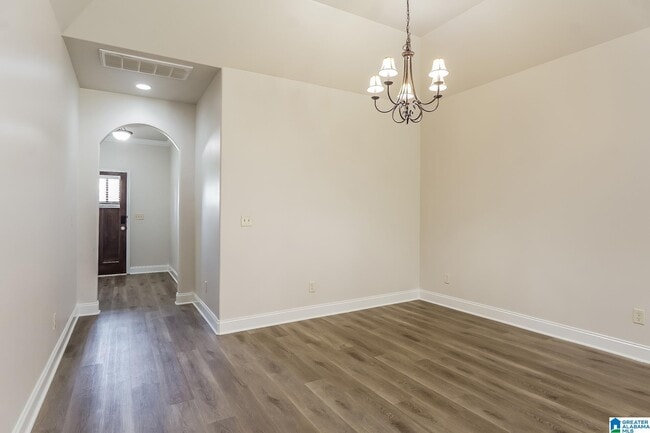 Building Photo - 108 Lorrin Ln