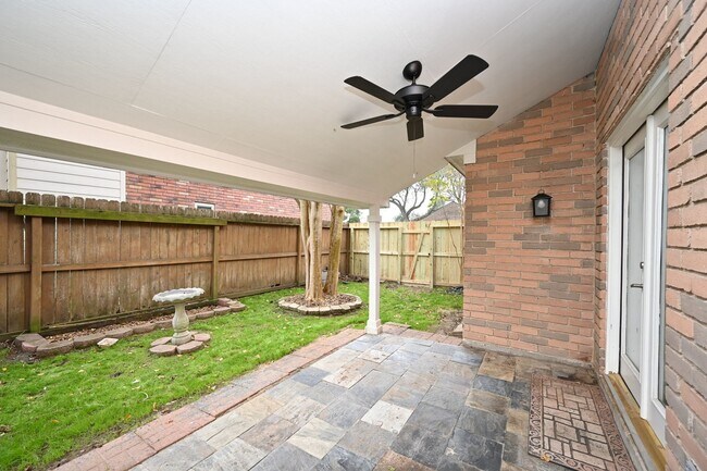 Building Photo - 1511 Apple Park Dr