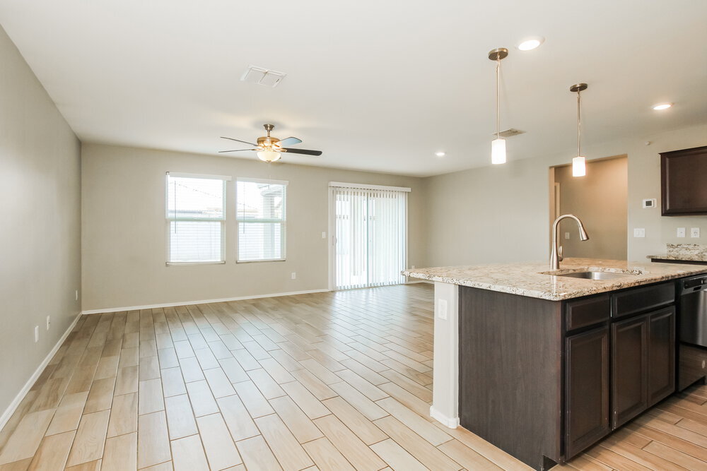 Building Photo - 25773 W Euclid Ave