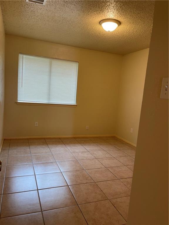 Building Photo - 6707 Skynook Dr
