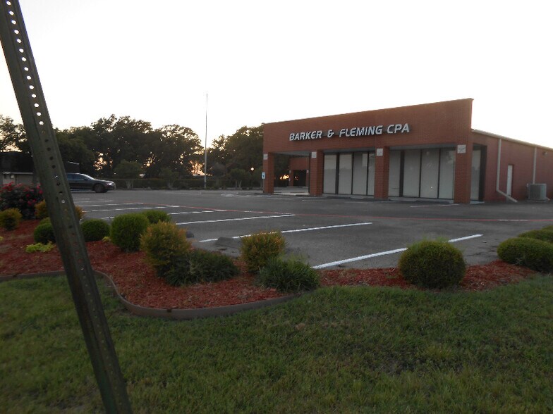 Building Photo - 3014 East US Hwy 377