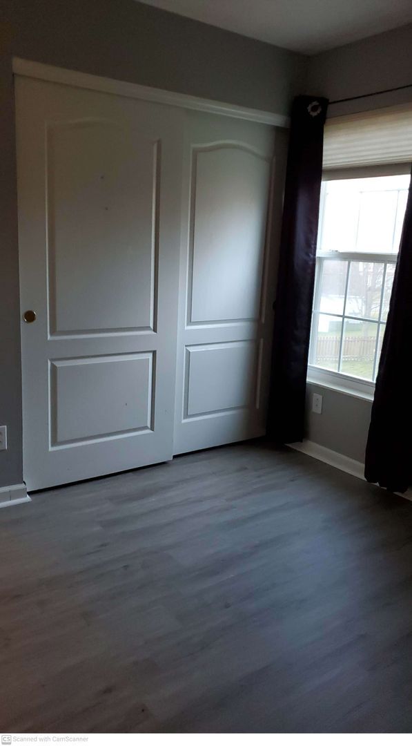 Building Photo - Beautiful Upscale Home – Beavercreek Schoo...