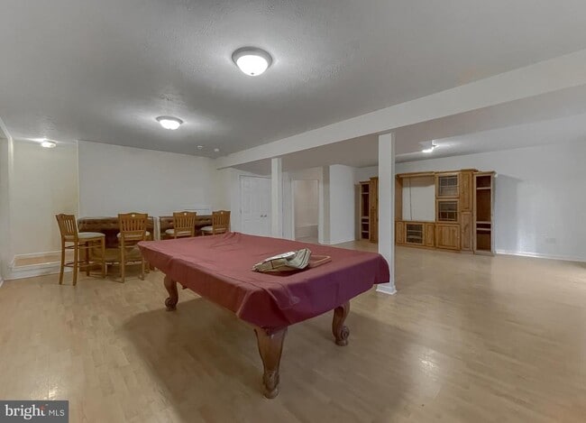 Building Photo - 19825 Fall Ct