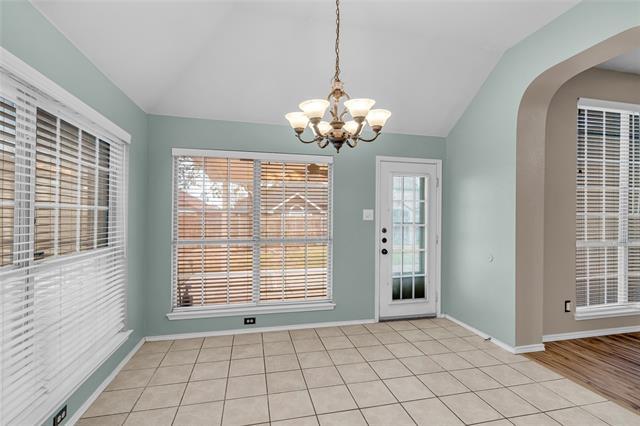 Building Photo - 6911 Thunderbird Dr