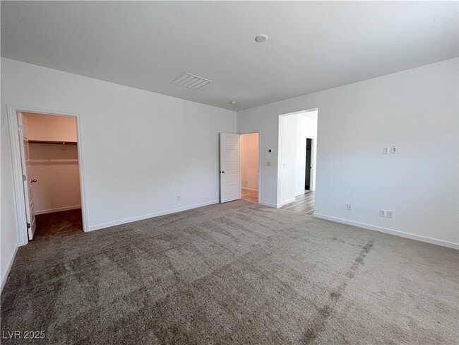 Building Photo - 2942 Gaffer Film St