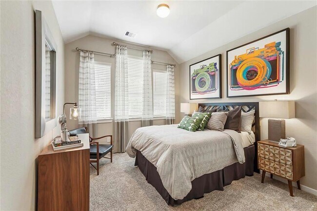 Building Photo - 12310 Pinyon Bend Dr