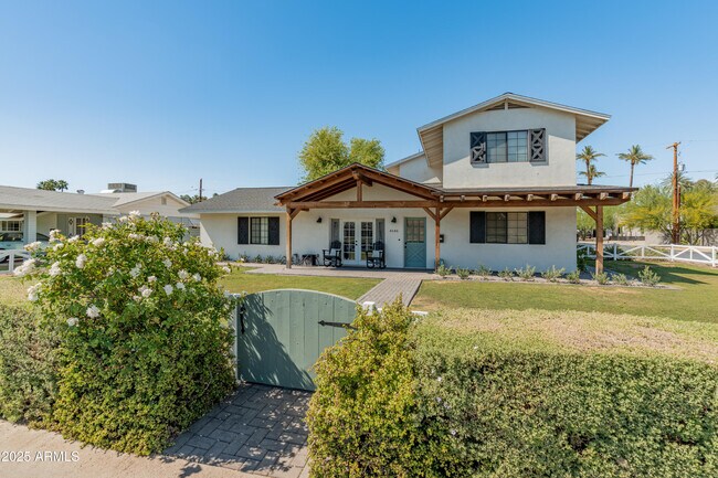 Building Photo - 4146 E Glenrosa Ave