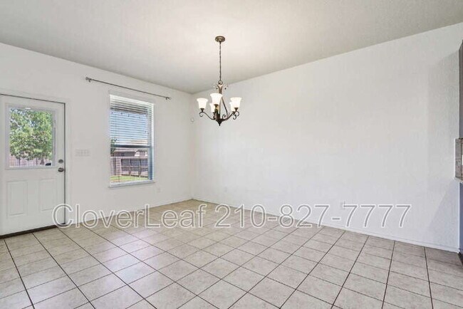 Building Photo - 3628 Lazy Diamond