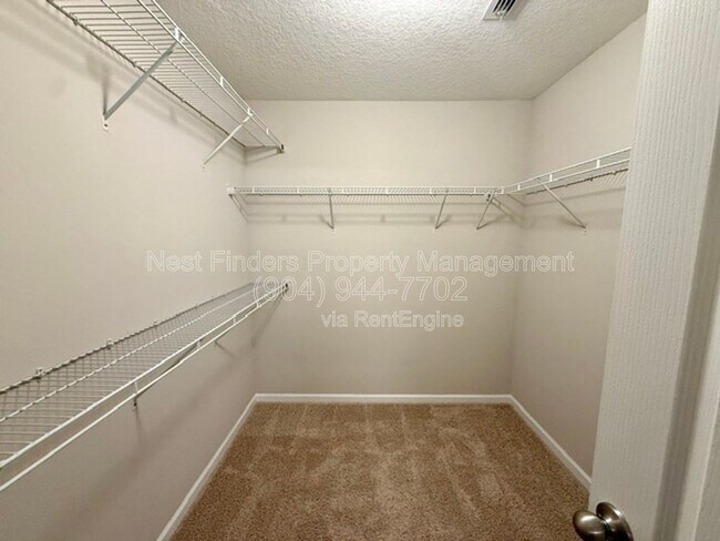 Building Photo - 3130 Little Kern Ln