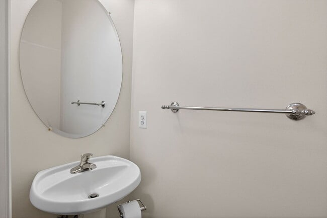 Building Photo - 5301 Seahorse Pl